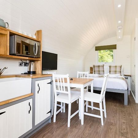 Weedingshall Lodges Falkirk Eksteriør bilde
