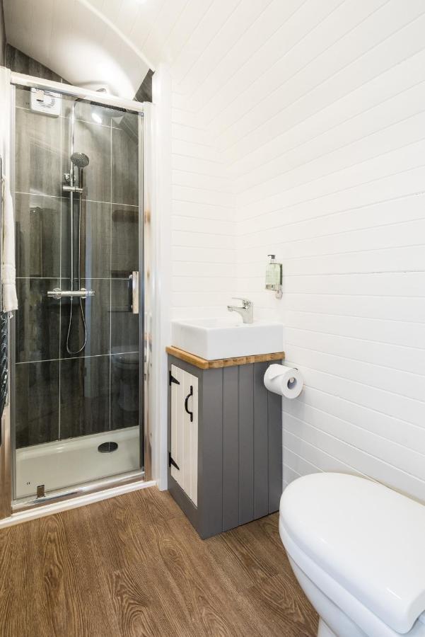 Weedingshall Lodges Falkirk Eksteriør bilde